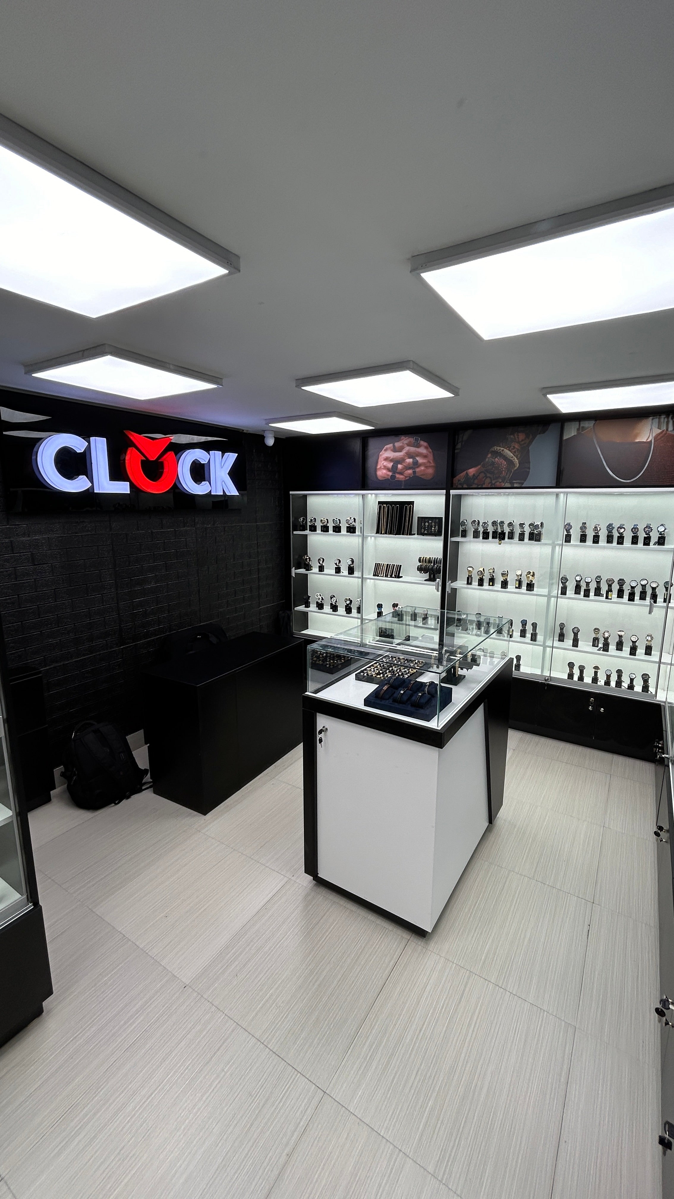 AREQUIPA – CLOCK PERU