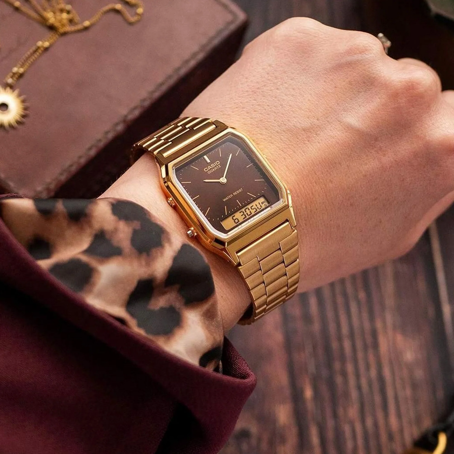 AQ-230 | RELOJ CASIO ORIGINAL DE ACERO DORADO | CAS-117