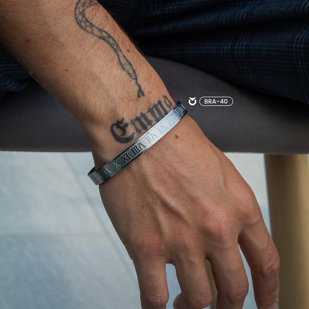 BRAZALETE  PLATEADO ROMANO |  BRA-40.