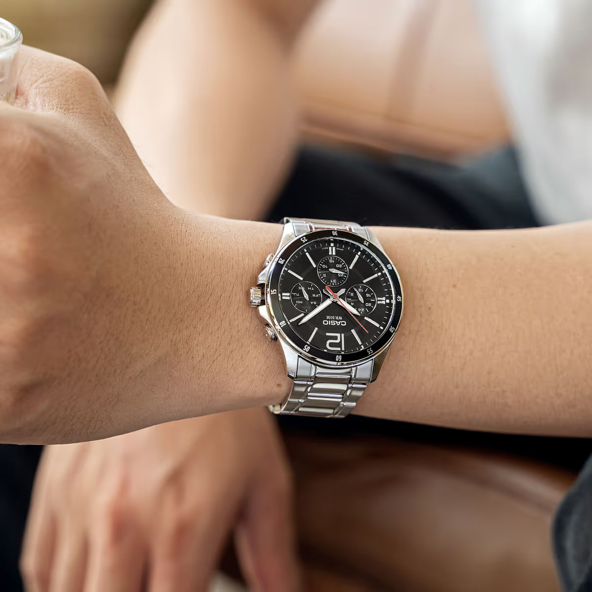 RELOJ_CASIO_ORIGINAL_ELEGANTE_PLATEADO_MTP-1374D-1AV