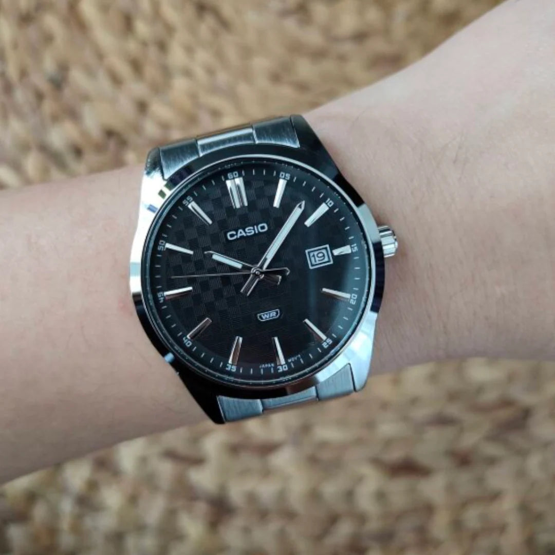 RELOJ_CASIO_ORIGINAL_ELEGANTE_PLATEADO_MTP-VD03D-1A