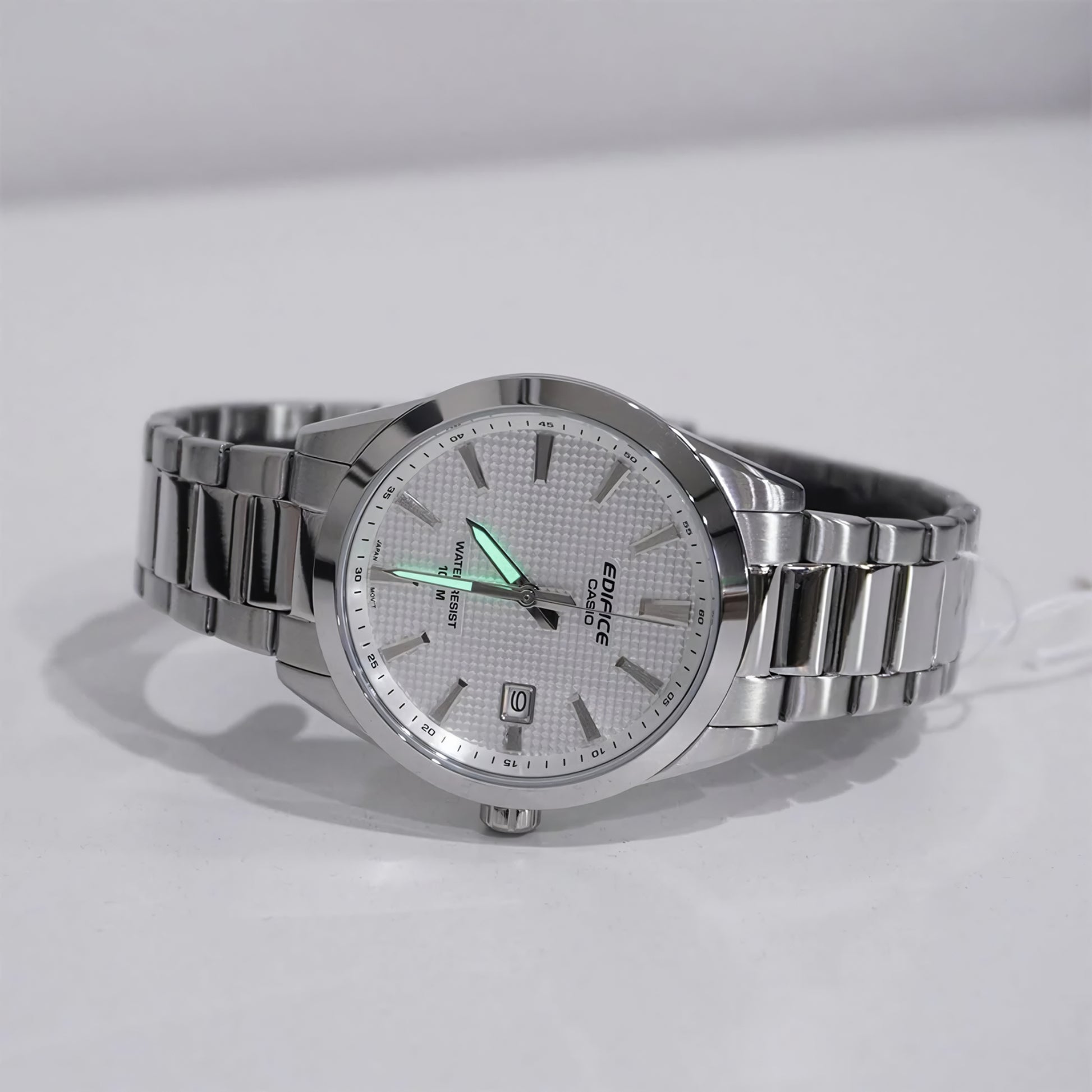 RELOJ EDIFICE EFV-160D-7AVDF EDI-OG-15 CASUAL - COLOR PLATEADO BLANCO