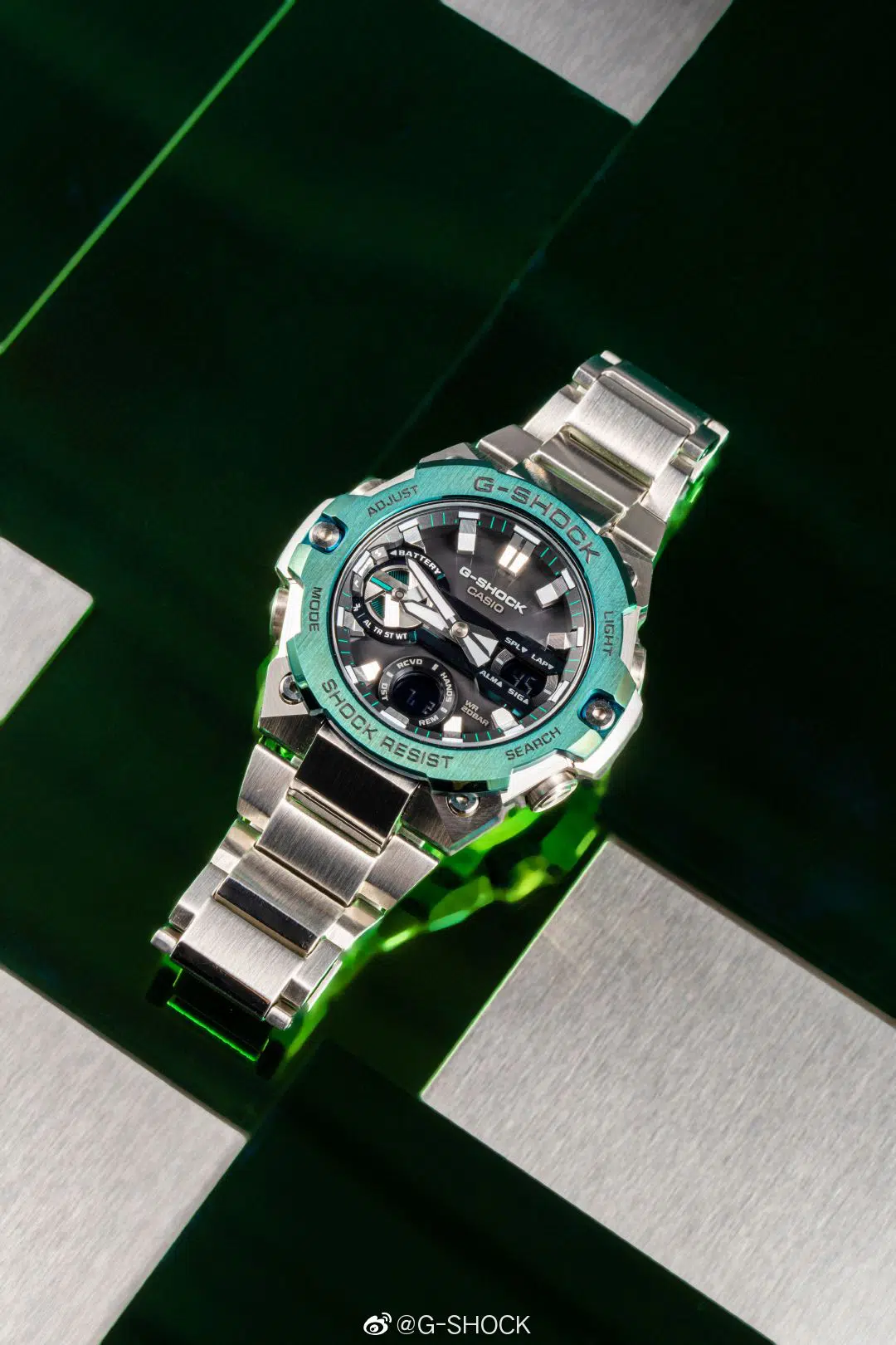 RELOJ G-SHOCK PLATEADO | G-S-233 - G-S-330-7
PARA HOMBRE