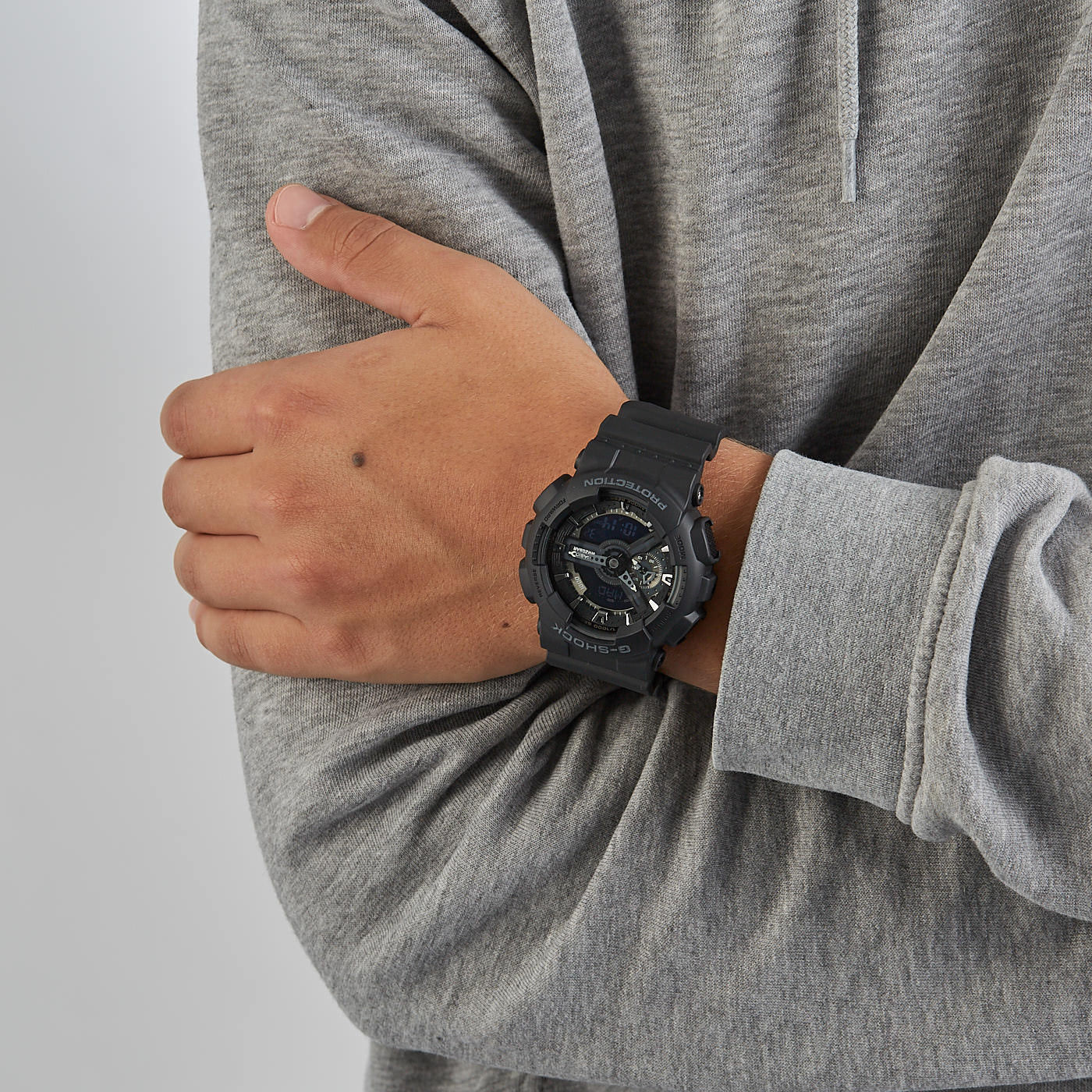 RELOJ G-SHOCK - NEGRO | SKU: G-S-5 - CLOCK-PERU