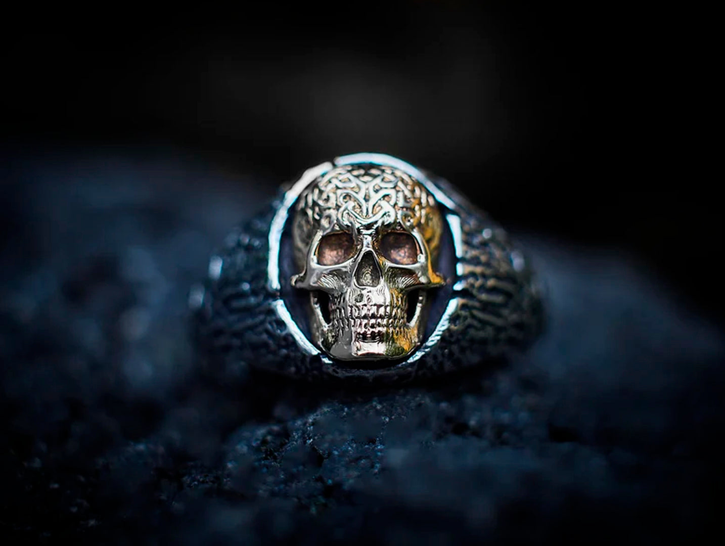 ANILLO CALAVERA PLATA Y DORADO | RIN-26