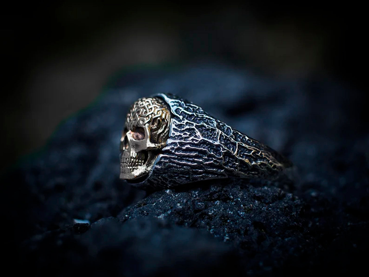 ANILLO CALAVERA PLATA Y DORADO | RIN-26