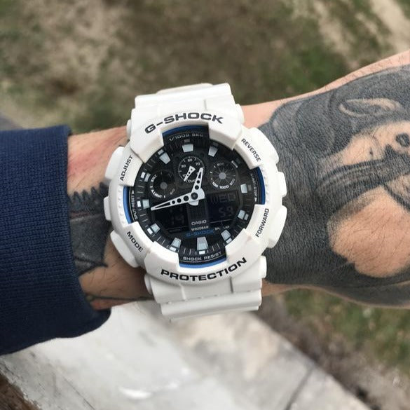RELOJ G-SHOCK - BLANCO ESFERAS NEGRAS | SKU: G-S-100